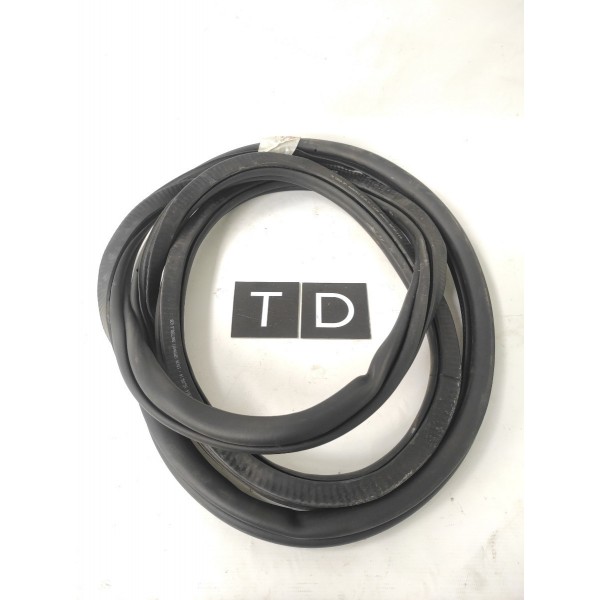 Borracha Porta Traseira Direita Vw Golf Tsi 2012 2018