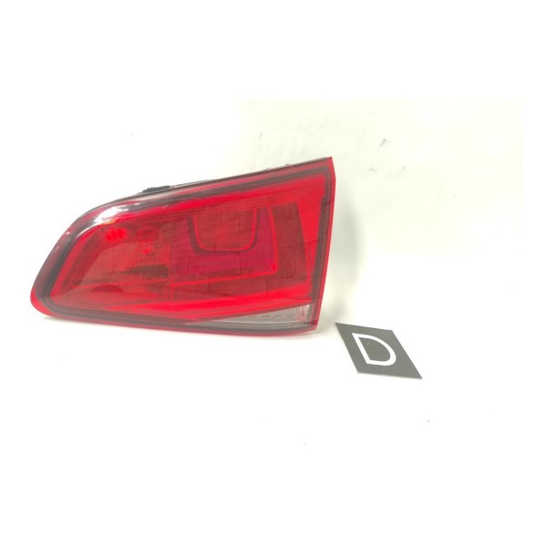 Lanterna Tampa Traseira Direita Vw Golf Tsi 2012 2018 Direito