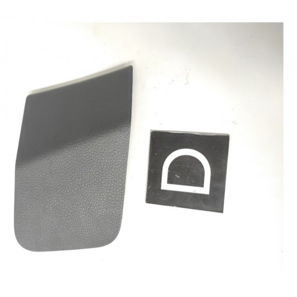 Tampa Interna Lanterna Direita Vw Golf Tsi 2012 2018 Direito Preto