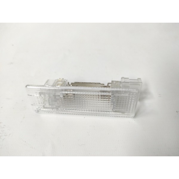 Luz Porta Mala Volkswagen Golf Tsi 2012 2018