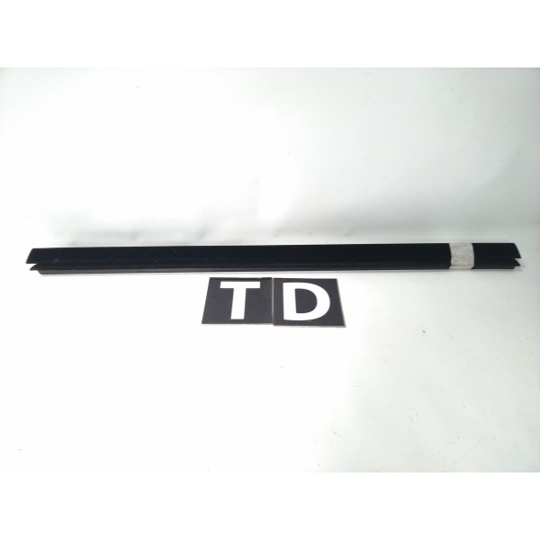 Pestana Interna Traseira Direita C180 C200 W204 2007 2014 Preto