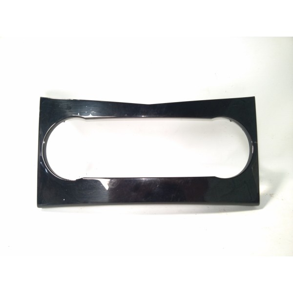 Moldura Comando Ar Condicionado C180 C200 W204 2007 2014