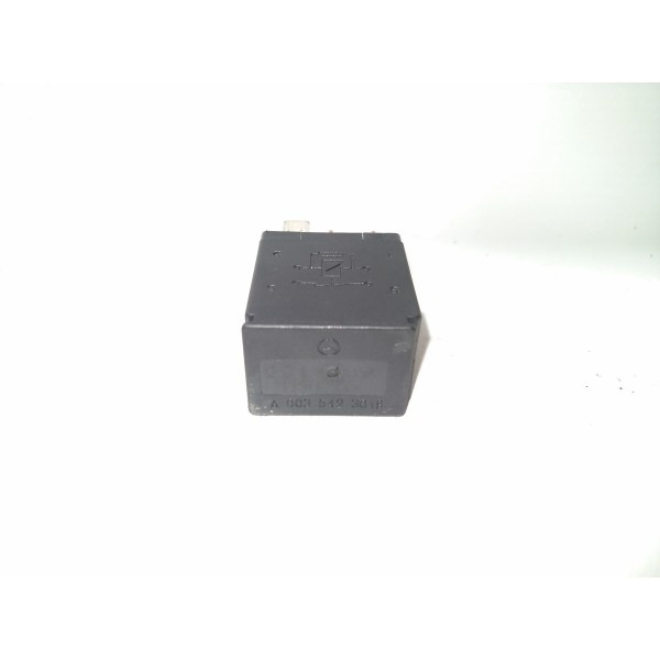 Rele A0035423019 C180 C200 W204 2007 2014