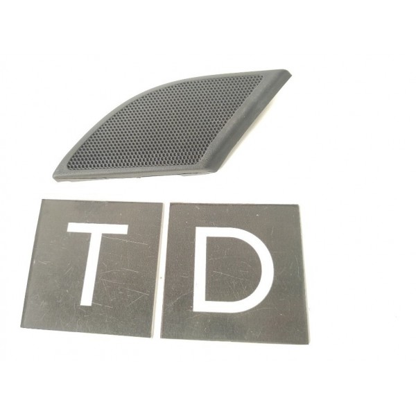 Moldura Falsa Twitter Traseiro Direito Gm Captiva 2006 / 11