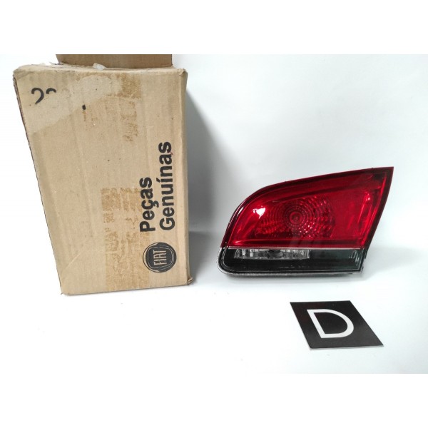 Lanterna Direita Tampa Traseira Siena 2008 A 2012 Direito Vermelho