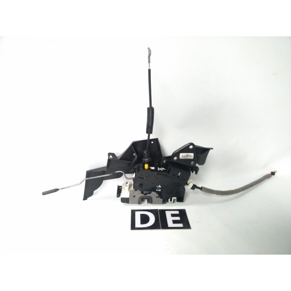 Trava Elétrica Dianteira Esquerda C180 C200 W204 2007 2014