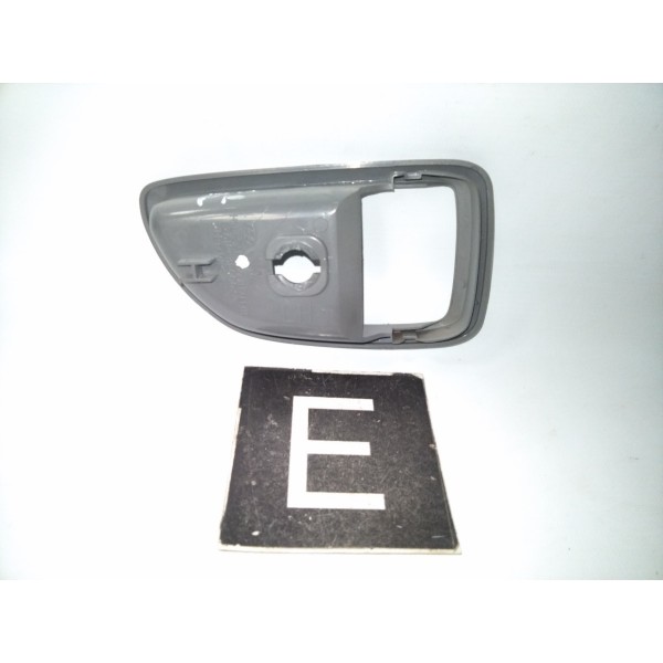 Moldura Maçaneta Interna Esquerda Hyundai Azera 3.3 2005/11 Dianteira/traseira