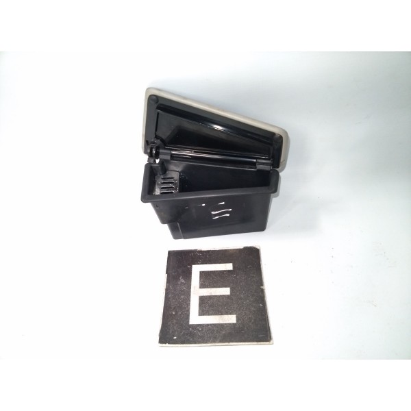 Cinzeiro Porta Traseiro Esquerdo Hyundai Azera 3.3 2005 2011