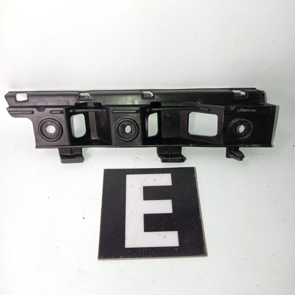 Guia Parachoque Dianteiro Esquerdo Vw Passat B6 2006 2010