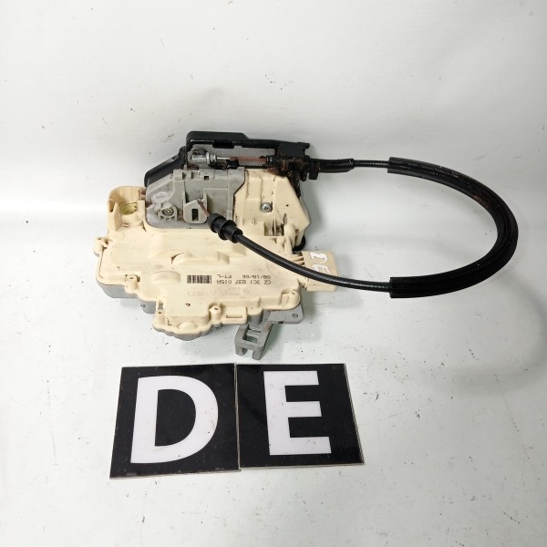 Trava Eletrica Porta Traseiro Direito Vw Passat B6 06 10