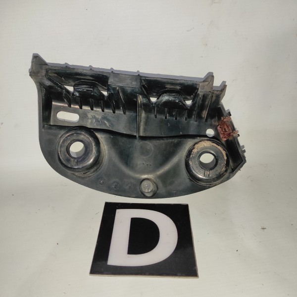 Guia Parachoque Traseiro Direito Bmw 320 325 328 E90 06 12