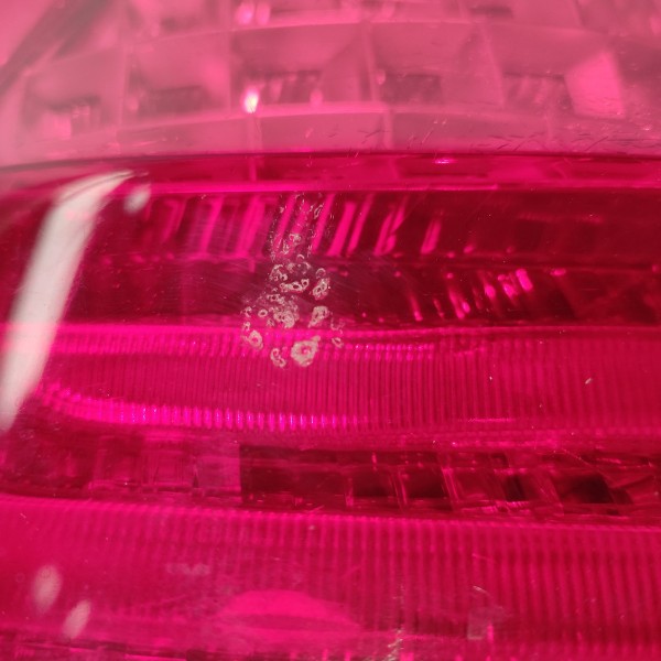 Lanterna Traseira Esquerda Led C/detalhe Bmw 320 E90 06 12 Esquerdo Vermelho