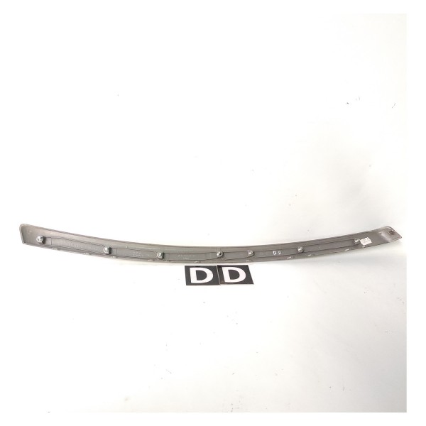 Friso Forro De Porta Dianteiro Direito Bmw 320 E90 06 12 Prateado