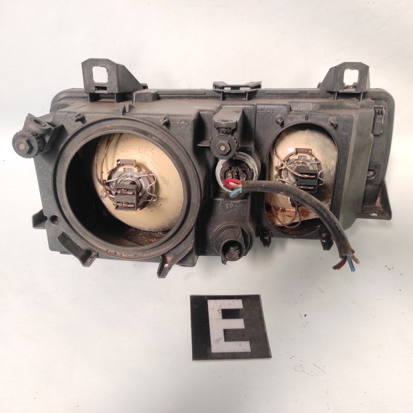 Farol Esquerdo Bmw 318 323 325 328 E36 1992 1997 Detalhe Esquerdo