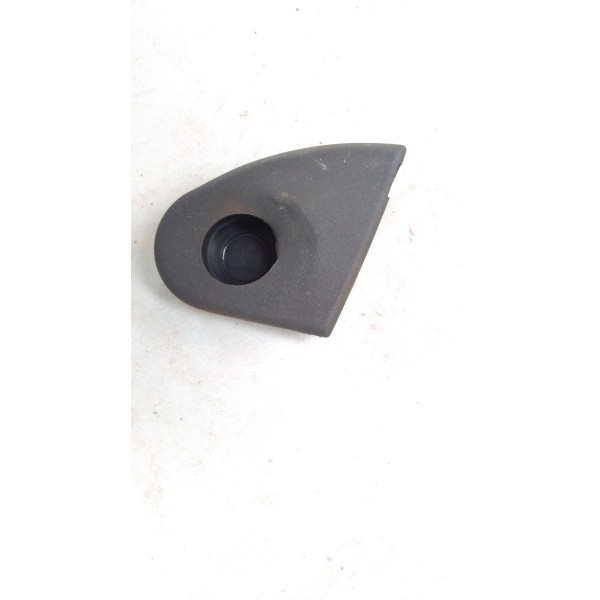 Acabamento Suporte Cinto Dianteiro Suzuki Swift 88 A 03