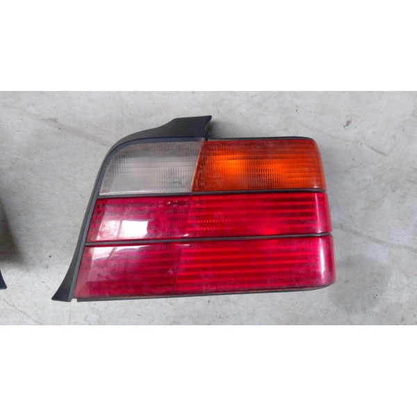 Lanterna Traseira Direita Bmw E36 Serie 3 Sedan