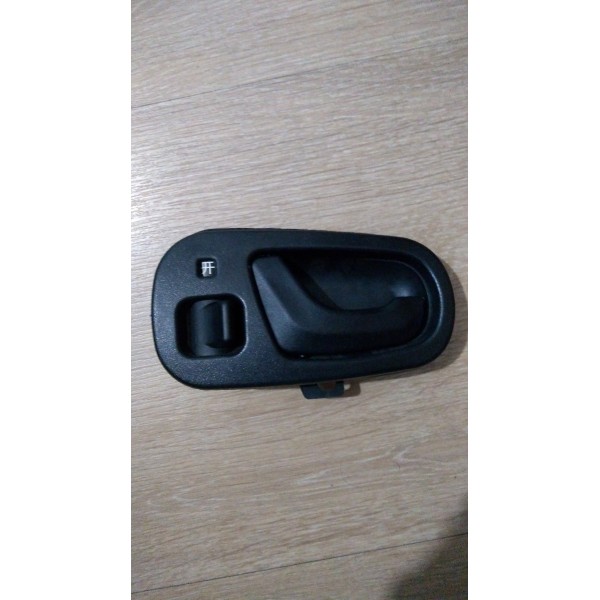 Maçaneta Interna Suzuki Swift 88 A 03