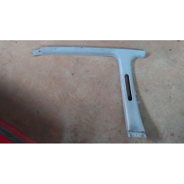 Acabamento Coluna Central Esquerda Kia Sephia