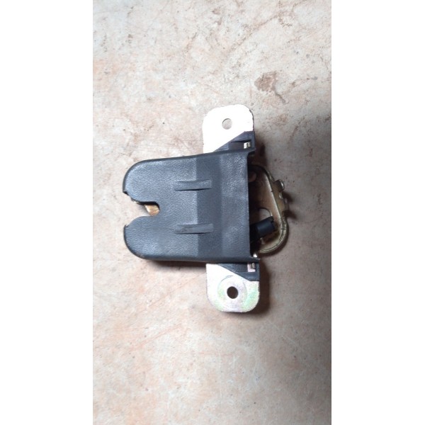 Fechadura Porta Malas Kia Sephia