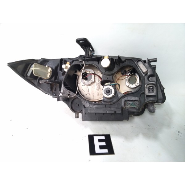 Farol  Esquerdo Bmw 118 E87 2004 2011 Detalhes  Esquerdo