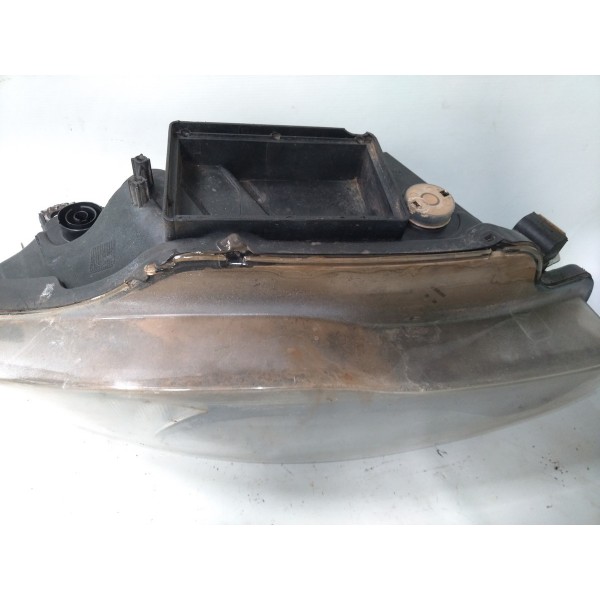 Farol  Esquerdo Bmw 118 E87 2004 2011 Detalhes  Esquerdo