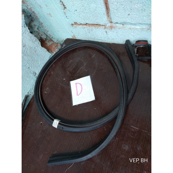 Borracha Cofre Motor Audi A6 97