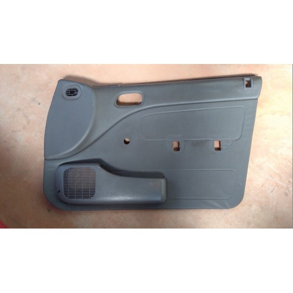 Forro De Porta Dianteira Direita Kia Sephia