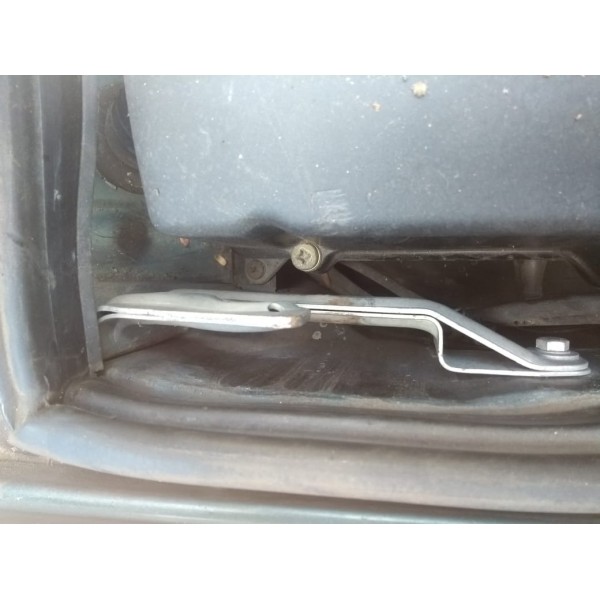 Par Trava Capo Bmw E34