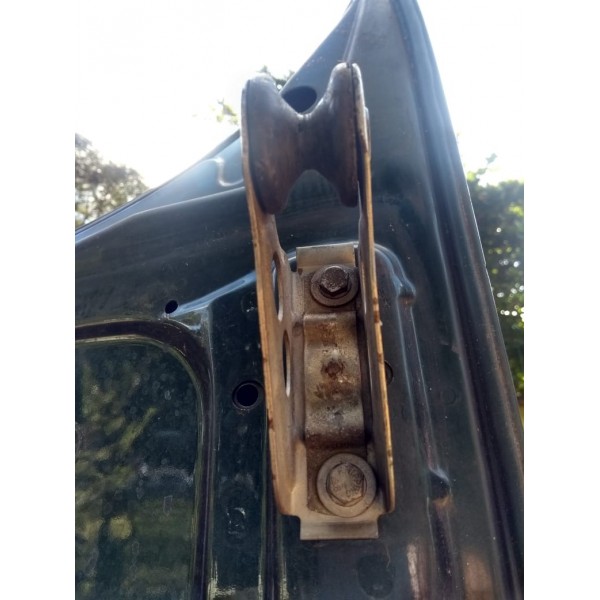 Par Trava Capo Bmw E34