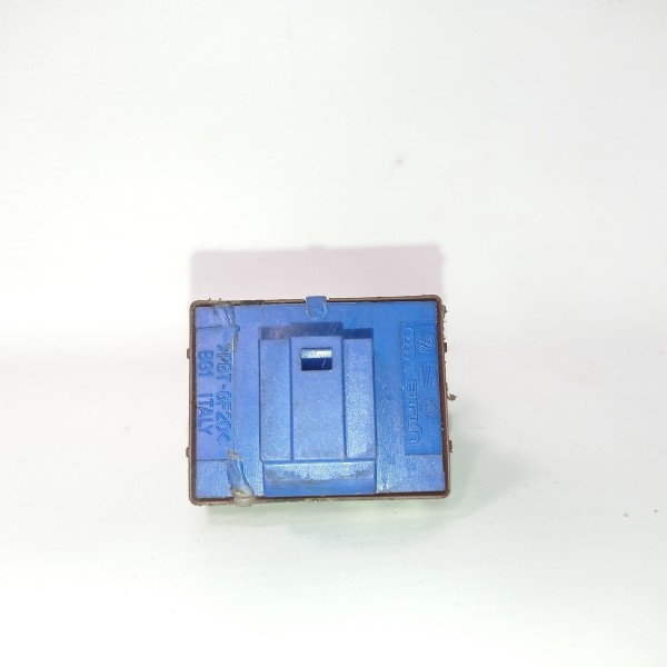 Botão Porta Malas Portinhola Tanque Passat B6 07 3c0959903b