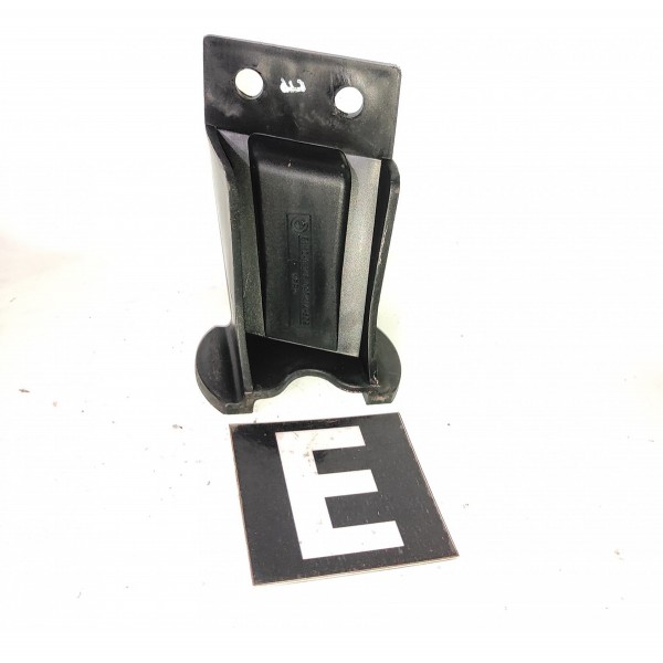 Guia Parachoque Traseiro E Bmw 318 323 E36 Compact 92 97