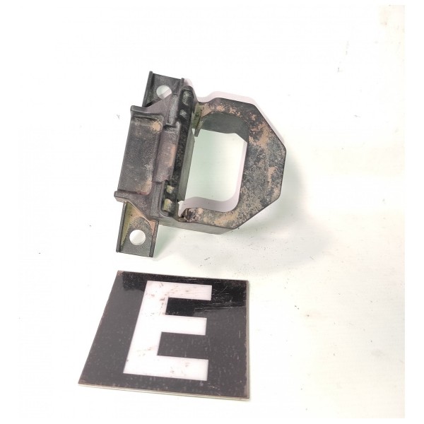 Suporte Lateral Radiador Esquerdo Bmw 320 325 E90 2006 2012