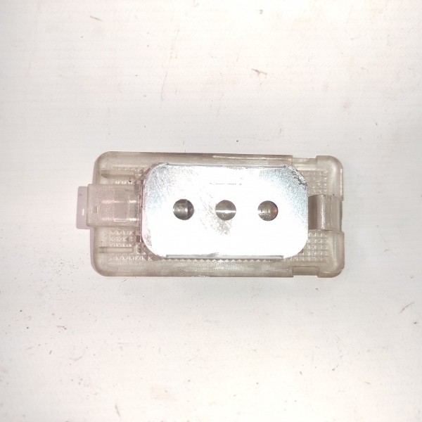 Luz Cortesia Carpete Bmw 320 325 328 330 335 E90 2006 2012