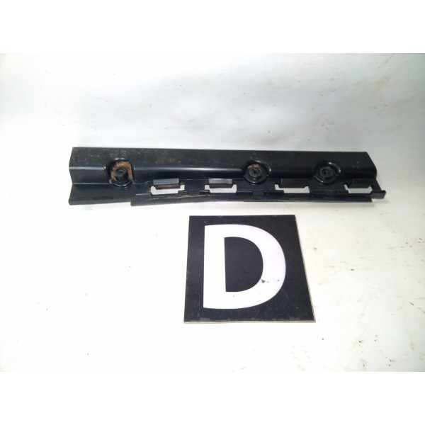 Suporte Saia Lateral Esquerdo Bmw 118 E87 2004 2011
