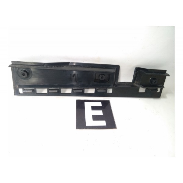 Guia Saia Lateral Esquerdo Bmw 118 E87 2004 2011  Preto