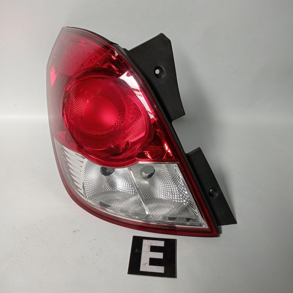 Lanterna Traseiro Esquerdo Chevrolet Captiva 2.4 2011