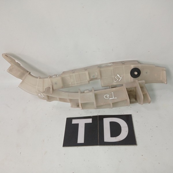 Guia Parachoque Traeiro Chevrolet Captiva 2.4 2011