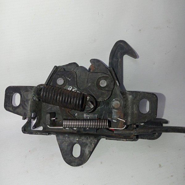 Trava Capo Chevrolet Captiva 2.4 2011