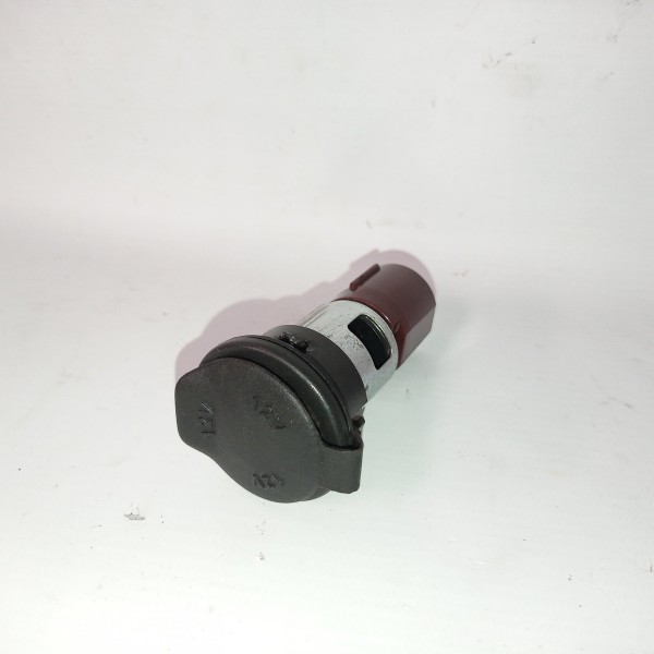 Tomada 12v Chevrolet Captiva 2.4 2011