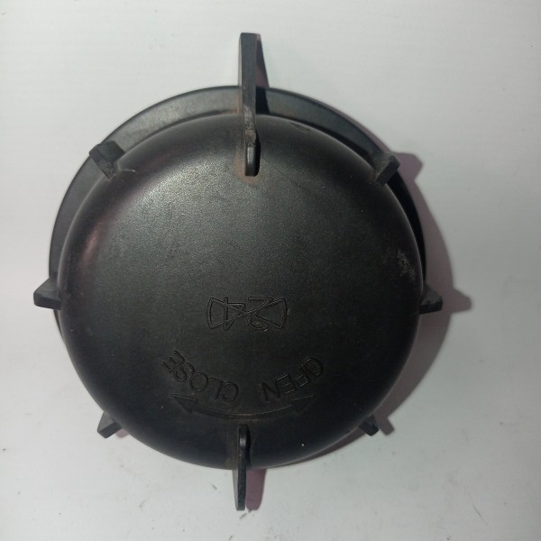 Tampa Traseira Farol Chevrolet Captiva 2006 2018 Detalhe