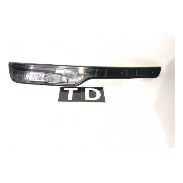 Soleira Traseira Direita Bmw 320 325 328 330 335 E90 06 12 Preto