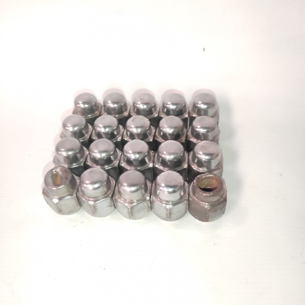 Jogo 20 Porcas Roda Santa Fé 2009