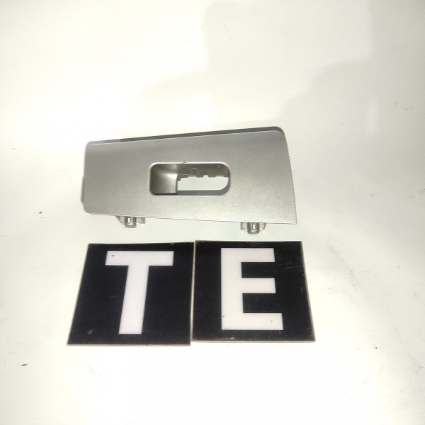 Moldura Botao Vidro Elétrico Traseiro Esquerdo Santa Fé 2009