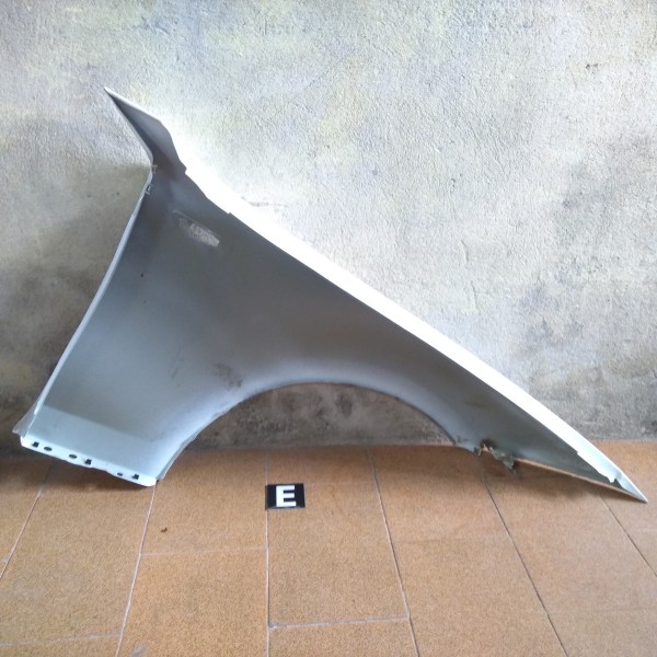Paralama Esquerdo Bmw 118 E87 2004 2011  Detalhe