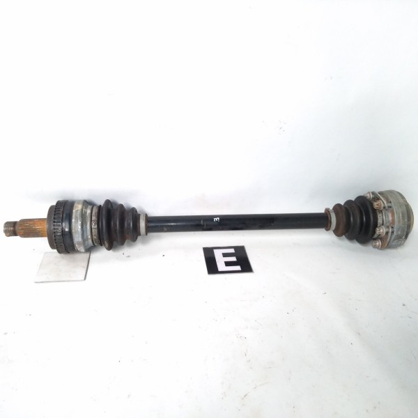 Semieixo Traseiro Esquerdo Bmw 118 E87 2004 2011