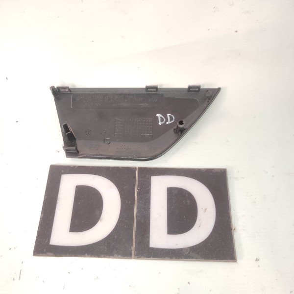 Friso Pequeno Porta Dianteira Direita Mercedes C180 Cgi 2014 Preto