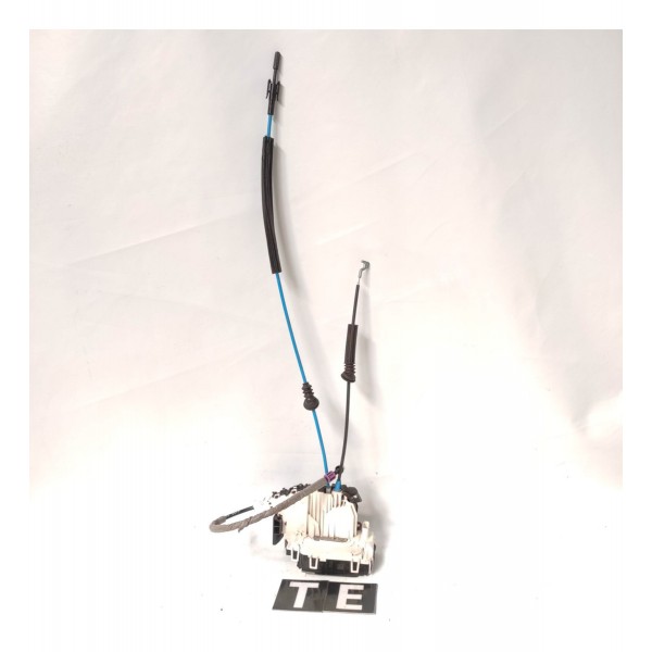 Trava Elétrica Traseira Esquerda Mercedes C180 Cgi 2014 W204