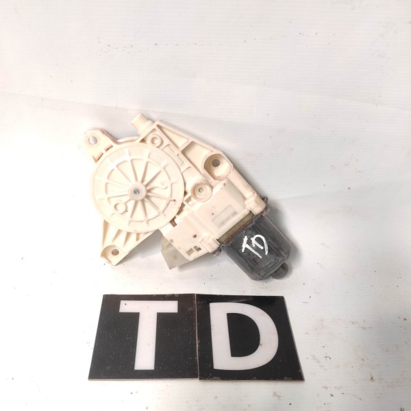 Motor Vidro Elétrico Traseiro Direito Mercedes C180 Cgi 2014