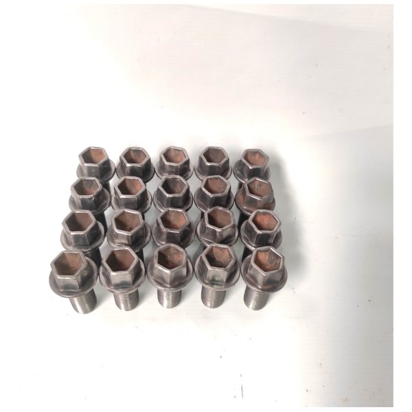 Jogo 20 Parafusos De Roda Mercedes C180 Cgi 2014 W204