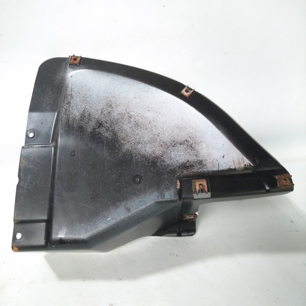 Acabamento Inferior Parachoque Traseiro Bmw 118 E87 04 11